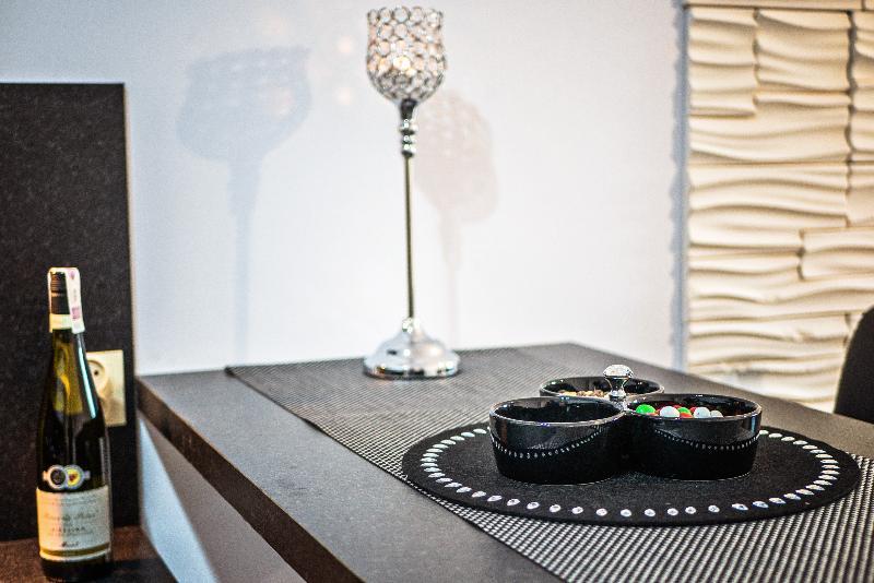 Apartamenty Design Centrum-Garbary Street Poznan Bagian luar foto