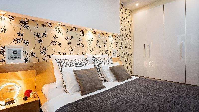 Apartamenty Design Centrum-Garbary Street Poznan Bagian luar foto